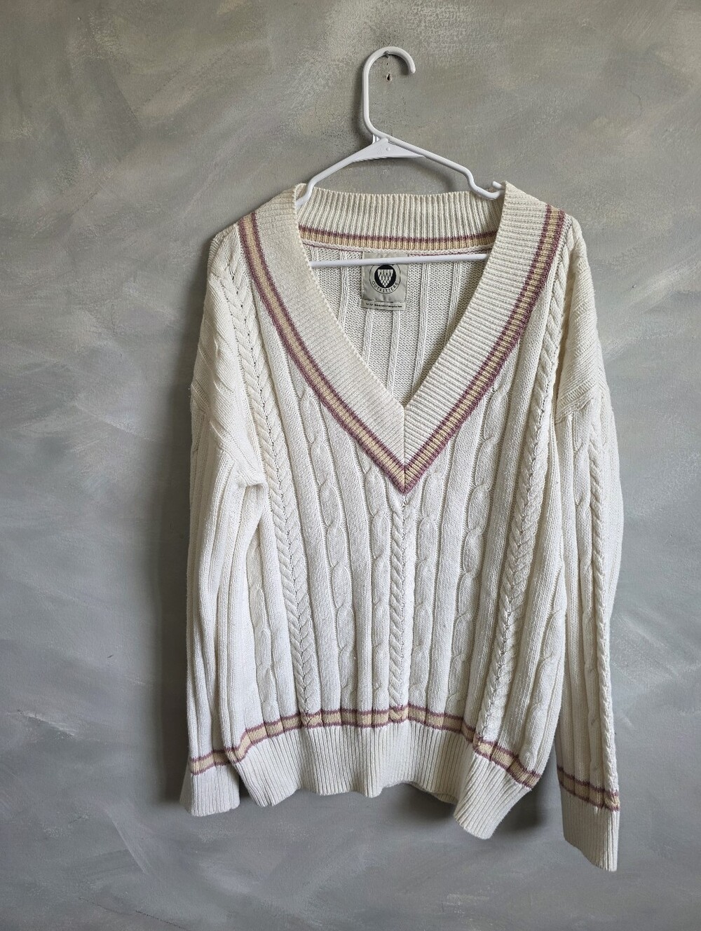 UO Alexandra White Cable Knit Cricket V Neck Jumper Sweater Sz M